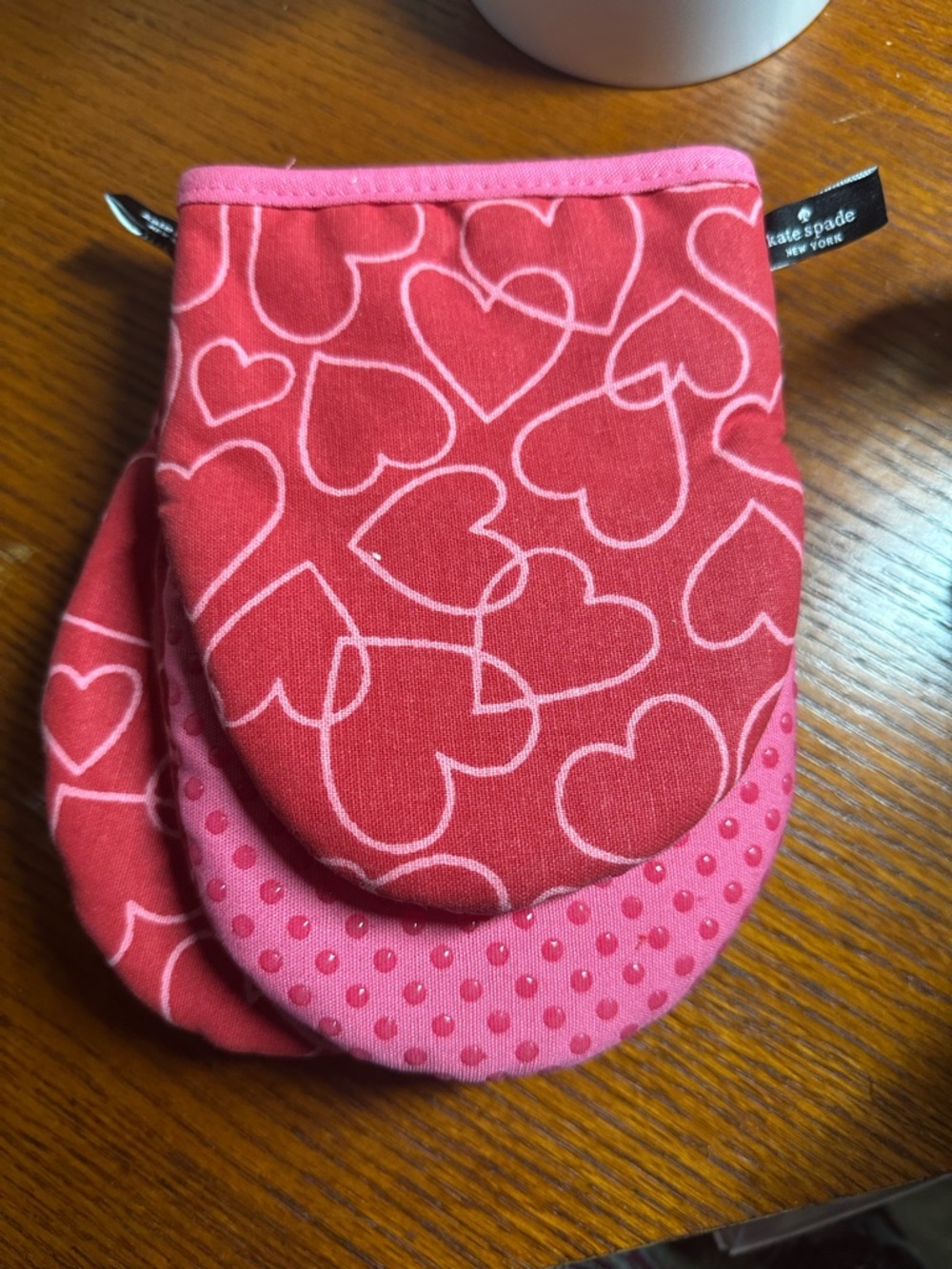 kate spade Pink Heart Oven Mitts - Picture 3 of 4
